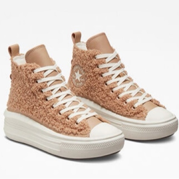 Converse Shoes - Chuck Taylor All Star Move Platform Sherpa